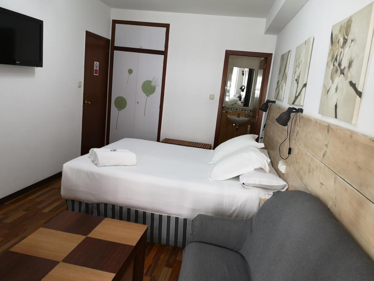 Hostal Carbonara A Coruña Exteriör bild